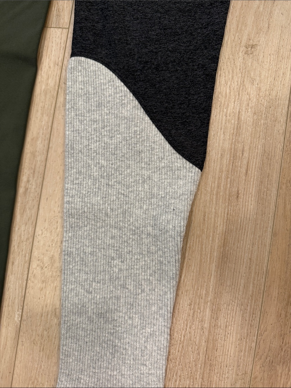 NWT JoyLab Olive Green & Charcoal Two-Pair Legging Set - Picture 4 of 13